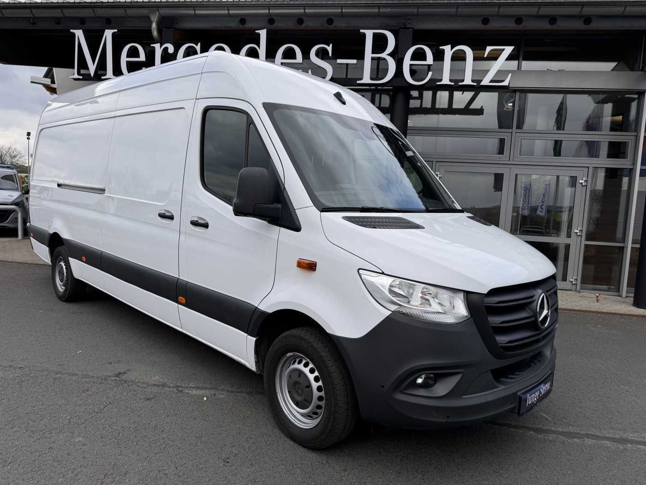 Mercedes-Benz Sprinter 317 CDI 4325 Klima 360 Schwing MBUX SHZ - Kravas mikroautobuss: foto 1 Mercedes-Benz Sprinter 317 CDI 4325 Klima 360 Schwing MBUX SHZ - Kravas mikroautobuss: foto 1