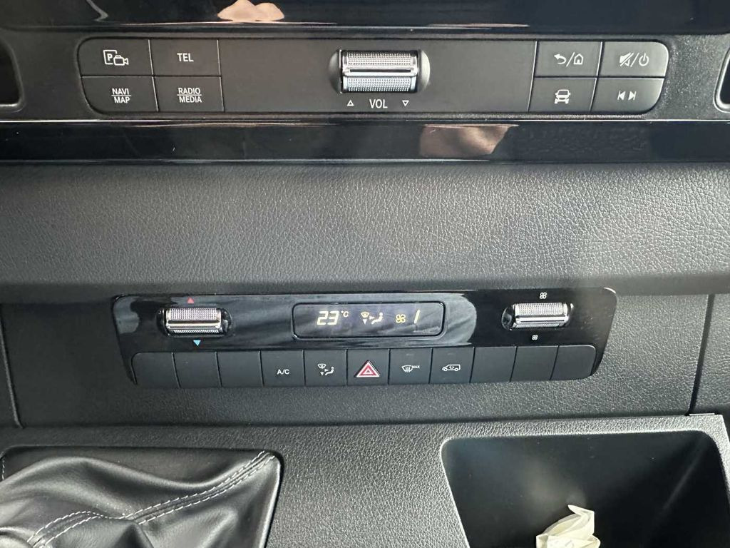 Kravas mikroautobuss Mercedes-Benz Sprinter 317 CDI 4325 Klima Kamera MBUX10' AHK: foto 13