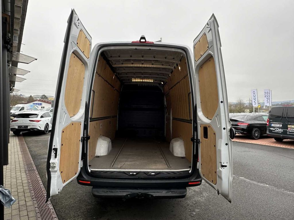 Kravas mikroautobuss Mercedes-Benz Sprinter 317 CDI 4325 Klima Kamera MBUX10' AHK: foto 6