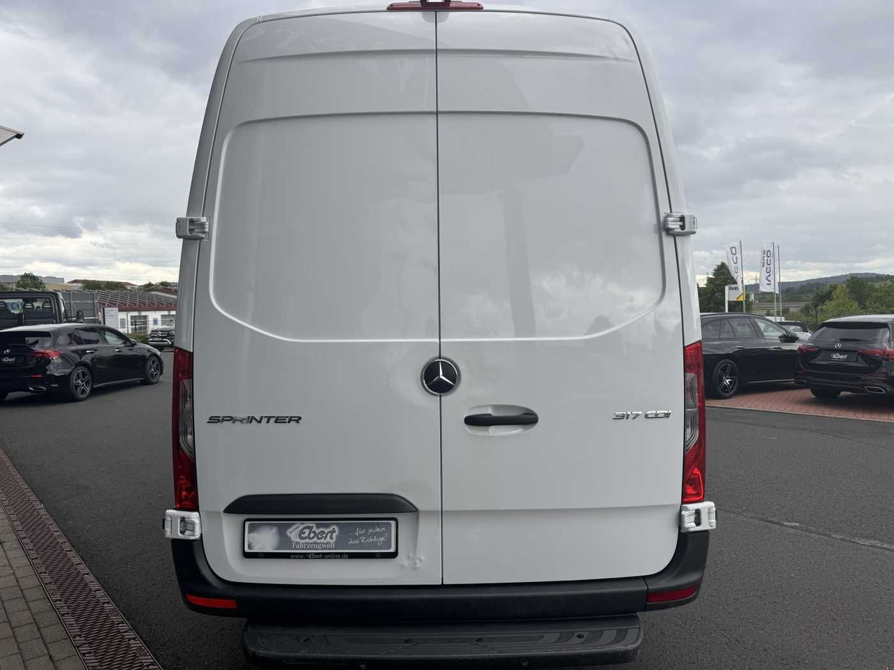 Mercedes-Benz Sprinter 317 CDI 4325 Klima Schwing 360 SHZ MBUX - Kravas mikroautobuss: foto 5 Mercedes-Benz Sprinter 317 CDI 4325 Klima Schwing 360 SHZ MBUX - Kravas mikroautobuss: foto 5