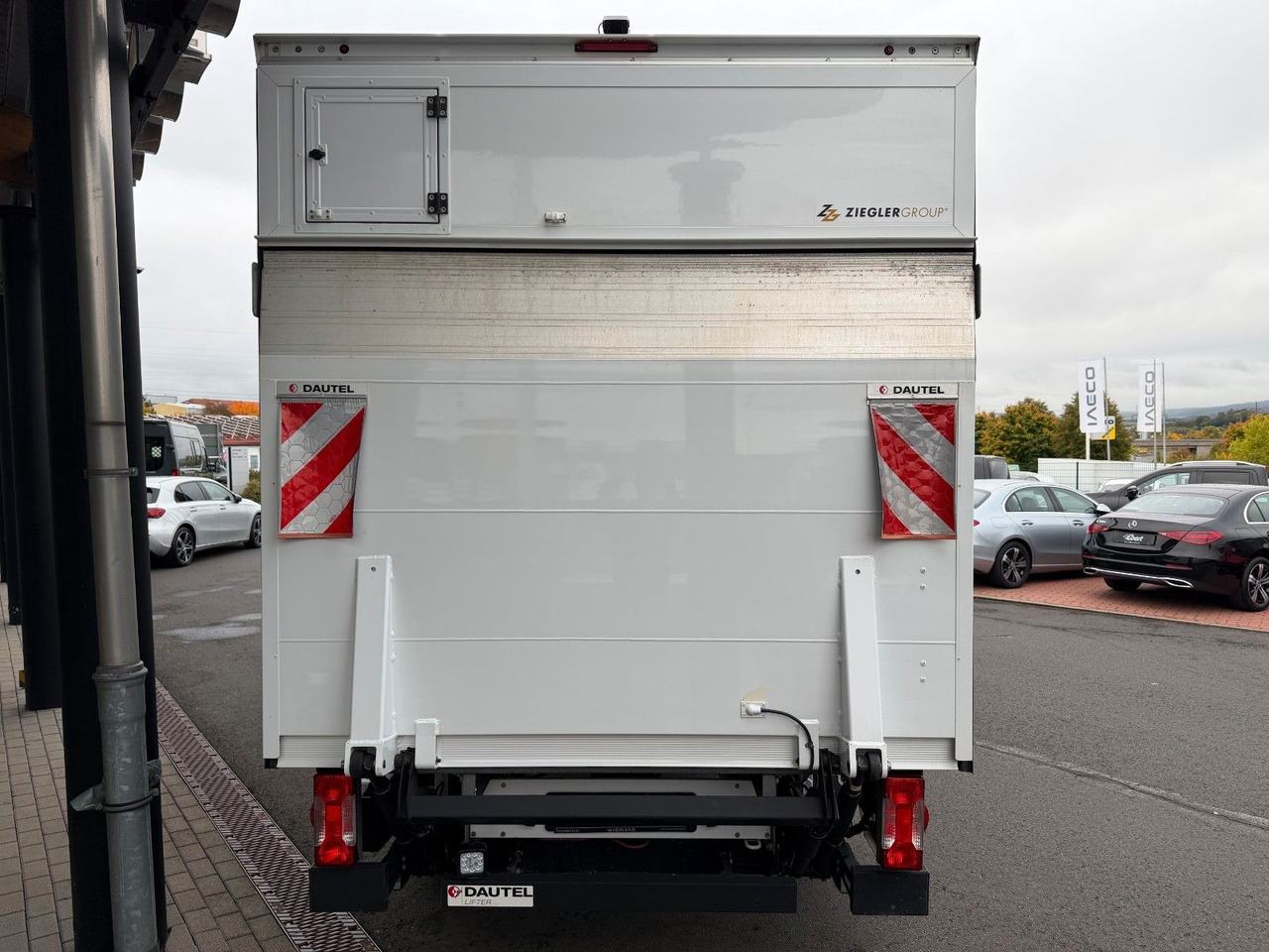 Mercedes-Benz Sprinter 317 CDI 4325 Koffer LBW Klima Kamera - Furgons ar slēgtā virsbūve: foto 5 Mercedes-Benz Sprinter 317 CDI 4325 Koffer LBW Klima Kamera - Furgons ar slēgtā virsbūve: foto 5