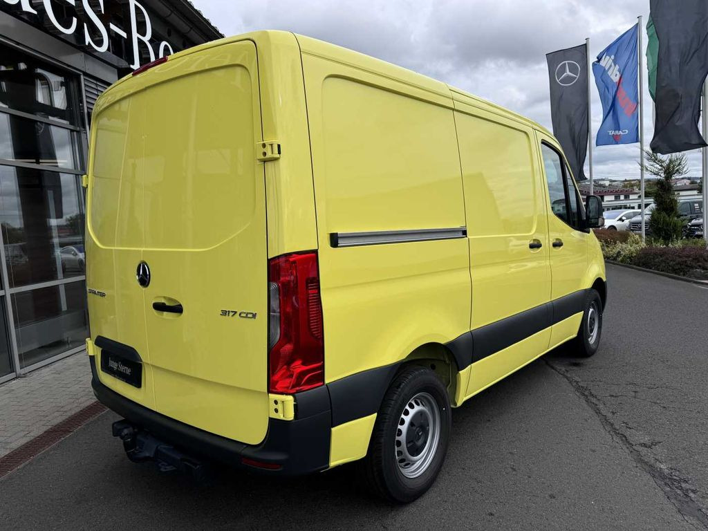Mercedes-Benz Sprinter 317 CDI Streckenbegleitfahrzeug BF3/BF4 - Mazs furgons: foto 4 Mercedes-Benz Sprinter 317 CDI Streckenbegleitfahrzeug BF3/BF4 - Mazs furgons: foto 4