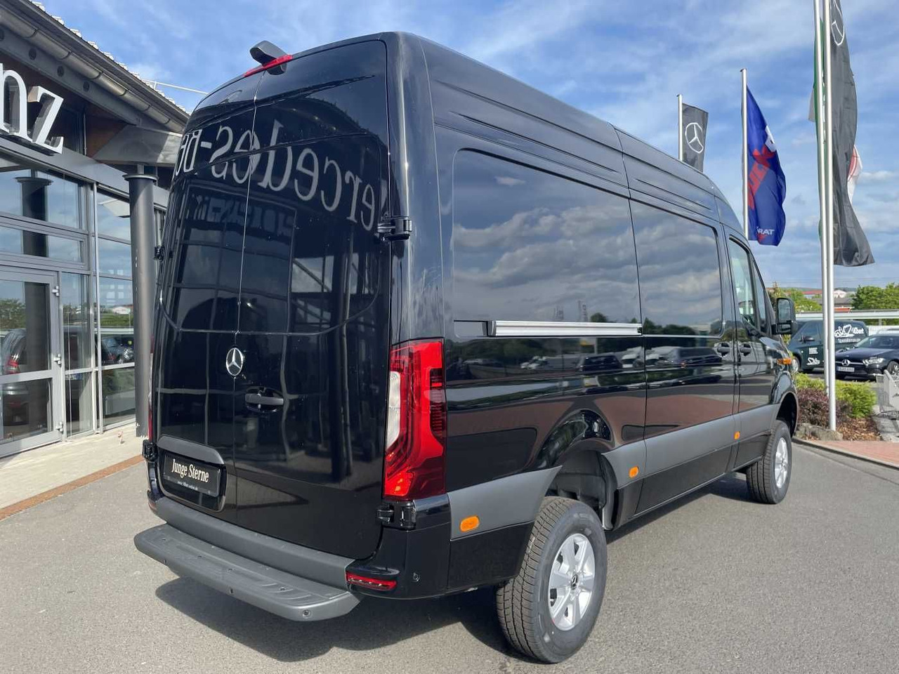 Mercedes-Benz Sprinter 319 CDI 4x4 3665 Klima Kamera MBUX LED - Kravas mikroautobuss: foto 5 Mercedes-Benz Sprinter 319 CDI 4x4 3665 Klima Kamera MBUX LED - Kravas mikroautobuss: foto 5
