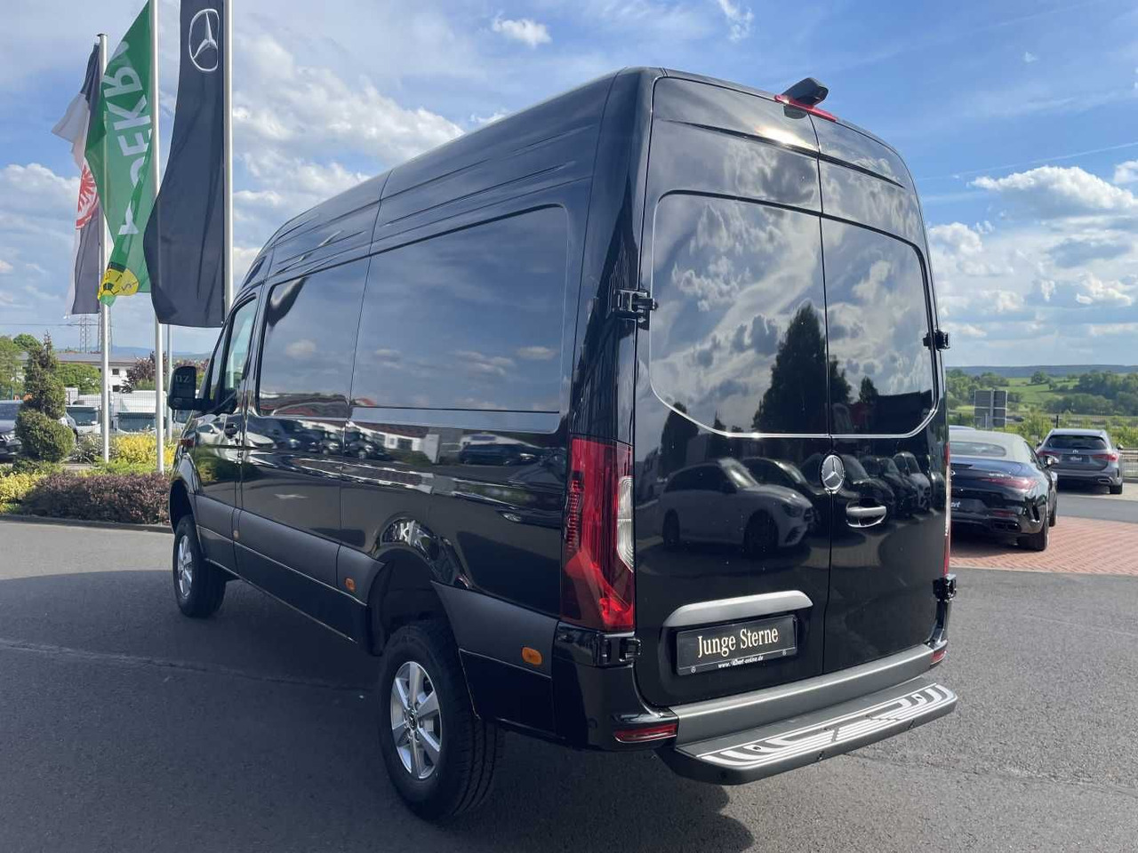 Mercedes-Benz Sprinter 319 CDI 4x4 3665 Klima Kamera MBUX LED - Kravas mikroautobuss: foto 3 Mercedes-Benz Sprinter 319 CDI 4x4 3665 Klima Kamera MBUX LED - Kravas mikroautobuss: foto 3