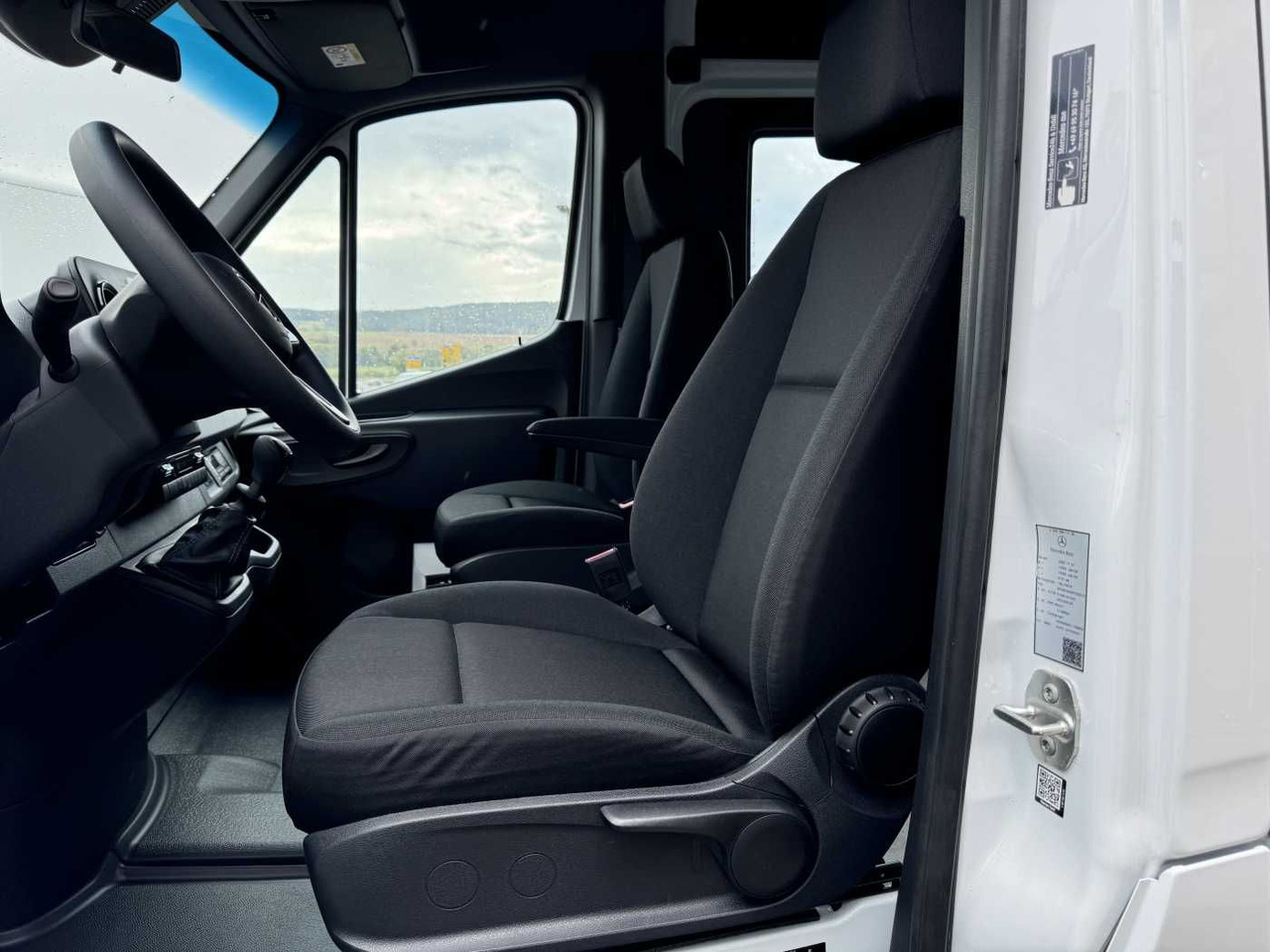 Kravas mikroautobuss Mercedes-Benz Sprinter 515 CDI Klima Warmluft Kamera MBUX: foto 9