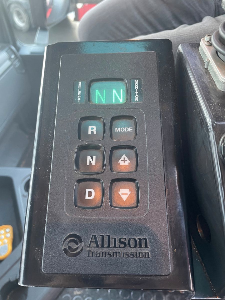 Kokvedējs, Kravas auto ar manipulatoru Mercedes-Benz TUROX 8x8 Eschlböck Biber 92 Holzhacker / 1.512h: foto 25