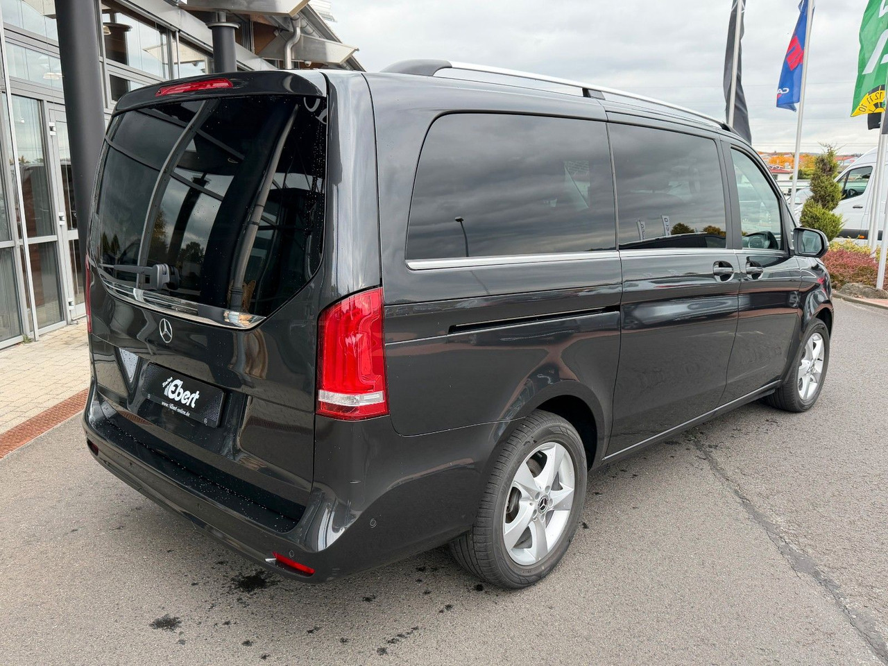 Mercedes-Benz V 250 AVANTGARDE ED AHK Tisch 6Sitze - Pasažieru furgons: foto 4 Mercedes-Benz V 250 AVANTGARDE ED AHK Tisch 6Sitze - Pasažieru furgons: foto 4
