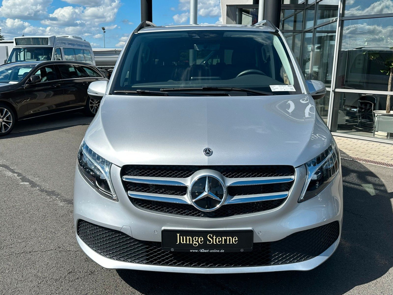 Mercedes-Benz V 250 EDITION 4MATIC Kompakt Liege-Paket AHK2,5t - Universālis: foto 2 Mercedes-Benz V 250 EDITION 4MATIC Kompakt Liege-Paket AHK2,5t - Universālis: foto 2