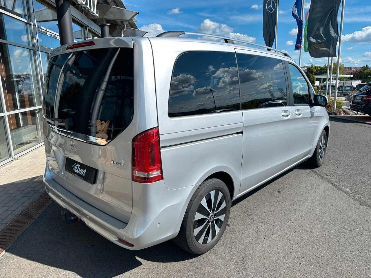 Mercedes-Benz V 250 EDITION 4MATIC Kompakt Liege-Paket AHK2,5t - Universālis: foto 4 Mercedes-Benz V 250 EDITION 4MATIC Kompakt Liege-Paket AHK2,5t - Universālis: foto 4