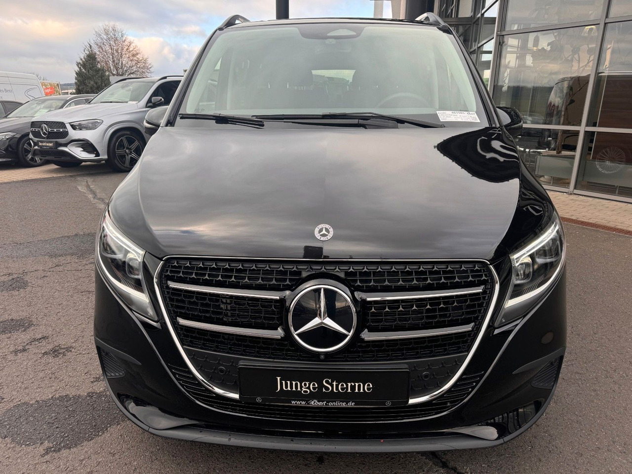 Mercedes-Benz V 250 d STYLE el.Tür AHK2,5 DISTRONIC 360Kamera - Universālis: foto 2 Mercedes-Benz V 250 d STYLE el.Tür AHK2,5 DISTRONIC 360Kamera - Universālis: foto 2