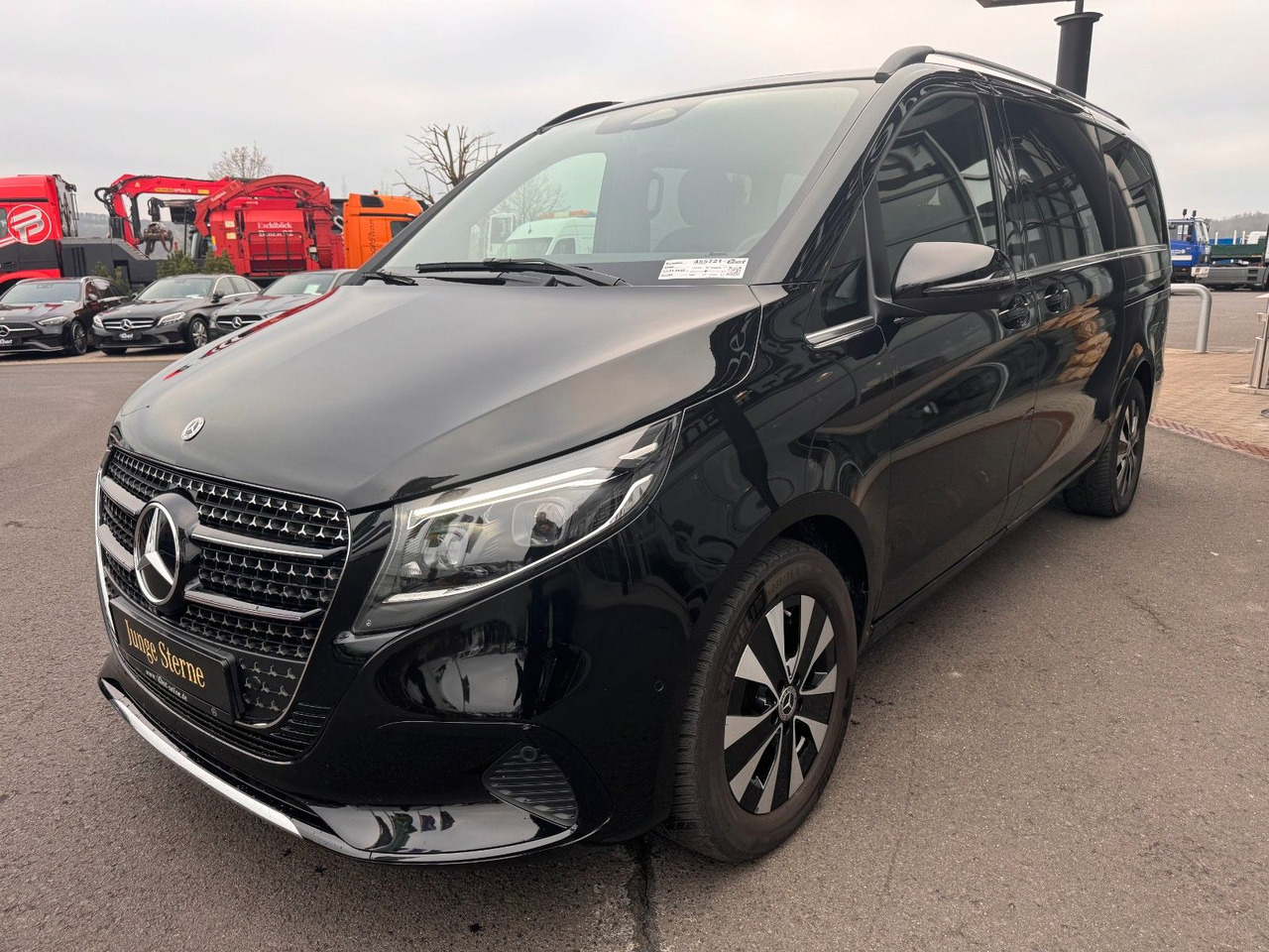 Mercedes-Benz V 300 d AVA DISTRONIC AHK Standheiz Sound - Universālis: foto 3 Mercedes-Benz V 300 d AVA DISTRONIC AHK Standheiz Sound - Universālis: foto 3