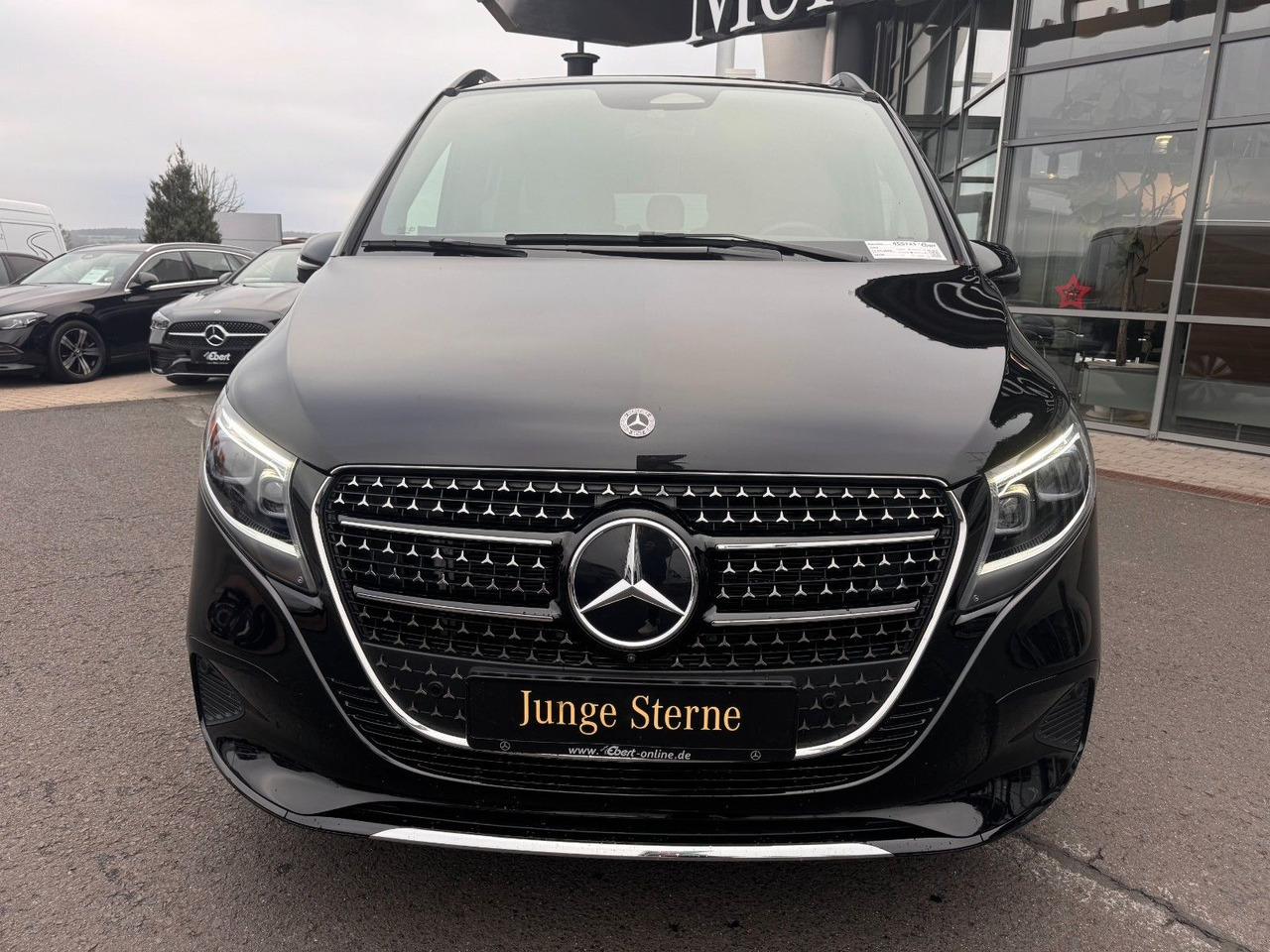 Mercedes-Benz V 300 d AVA DISTRONIC AHK Standheiz Sound - Universālis: foto 2 Mercedes-Benz V 300 d AVA DISTRONIC AHK Standheiz Sound - Universālis: foto 2