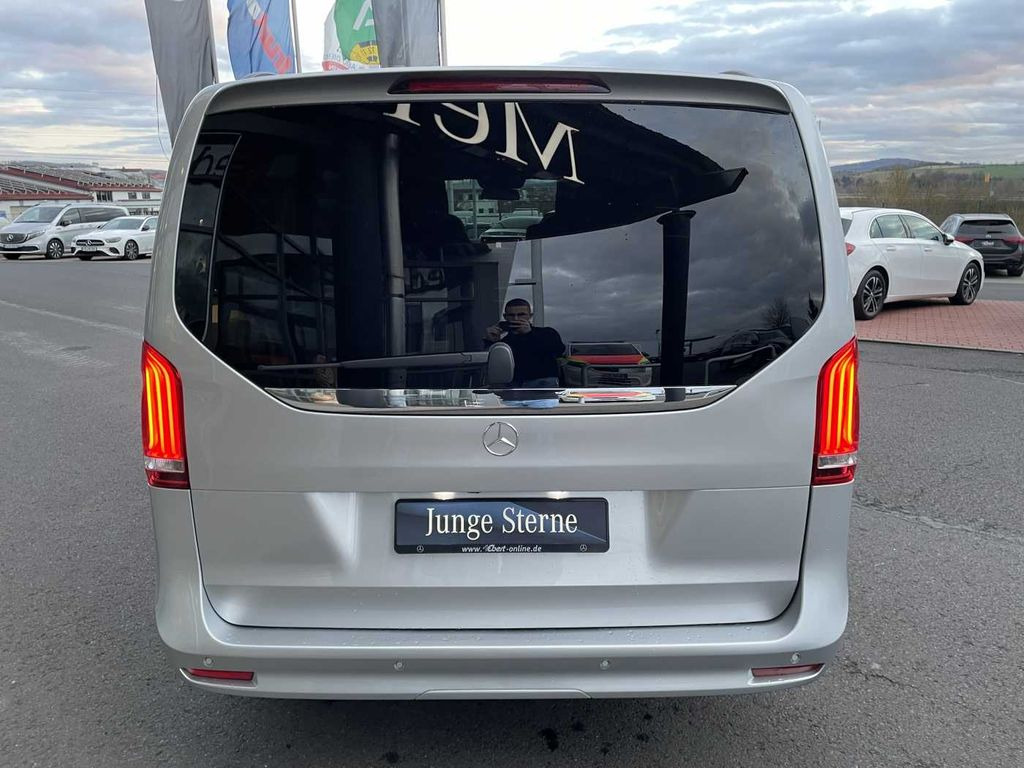 Mercedes-Benz V 300 d EXCLUSIVE ED AMG Panorama AHK2,5 DISTRON - Mikroautobuss, Pasažieru furgons: foto 4 Mercedes-Benz V 300 d EXCLUSIVE ED AMG Panorama AHK2,5 DISTRON - Mikroautobuss, Pasažieru furgons: foto 4
