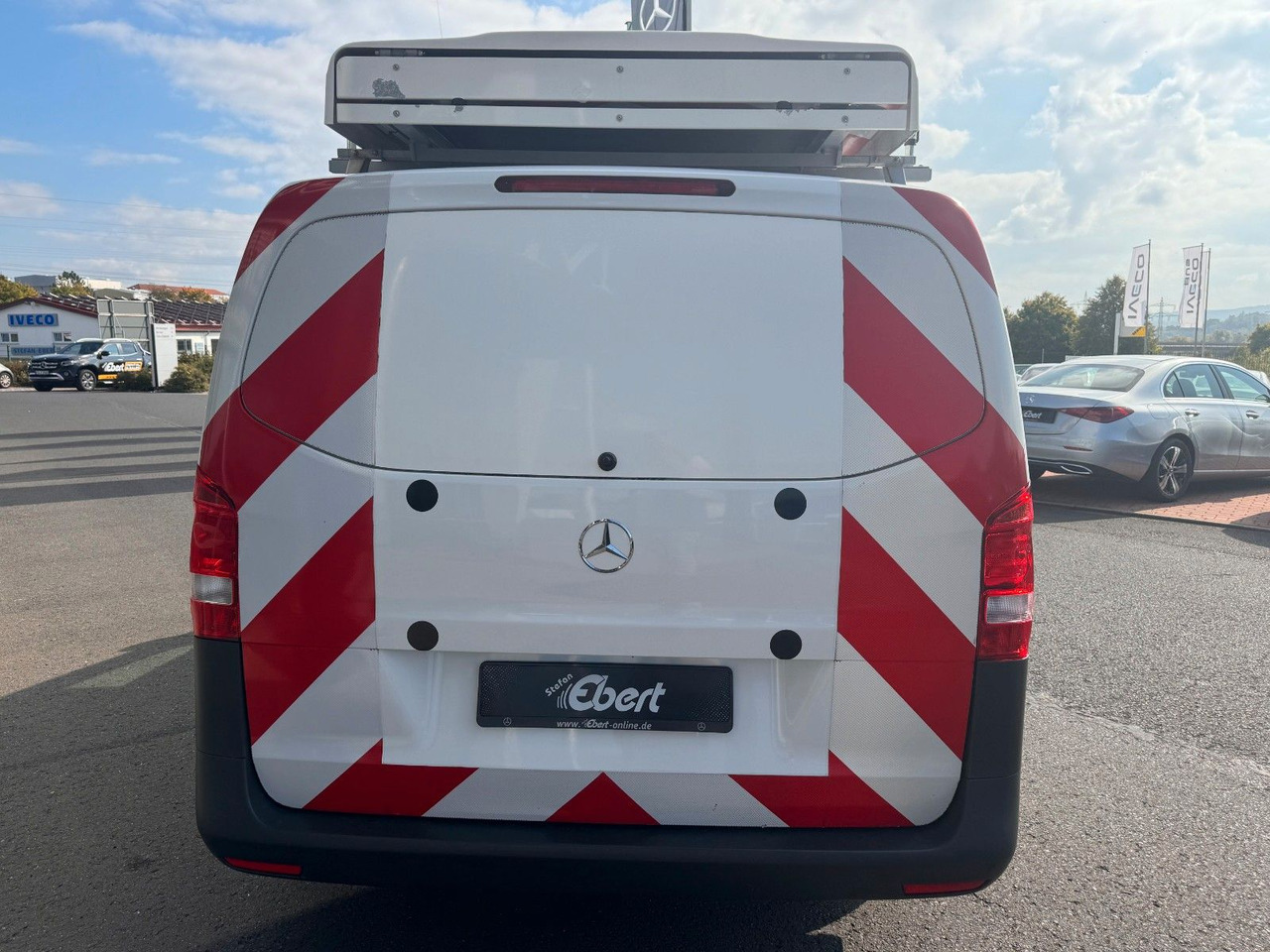Mercedes-Benz Vito 111 CDI Tourer Begleitfahrzeug BF3+ / WVZ - Pasažieru furgons: foto 5 Mercedes-Benz Vito 111 CDI Tourer Begleitfahrzeug BF3+ / WVZ - Pasažieru furgons: foto 5