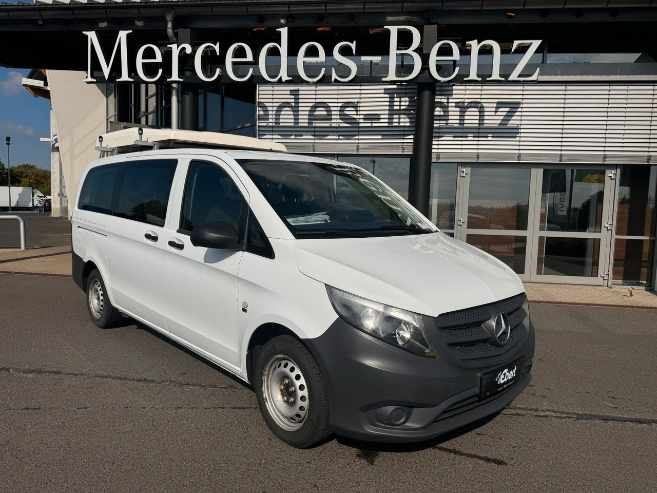 Mercedes-Benz Vito 111 CDI Tourer Begleitfahrzeug BF3+ / WVZ - Pasažieru furgons: foto 1 Mercedes-Benz Vito 111 CDI Tourer Begleitfahrzeug BF3+ / WVZ - Pasažieru furgons: foto 1