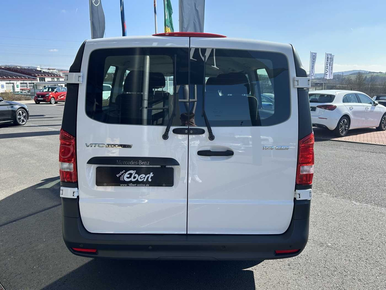Mercedes-Benz Vito 114 CDI Tourer 8Sitze Klima Audio40 Kamera - Vieglā automašīna: foto 5 Mercedes-Benz Vito 114 CDI Tourer 8Sitze Klima Audio40 Kamera - Vieglā automašīna: foto 5