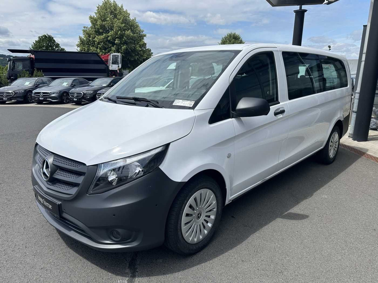 Mercedes-Benz Vito 114 CDI Tourer 9G Klima Audio40 Extralang - Pasažieru furgons: foto 3 Mercedes-Benz Vito 114 CDI Tourer 9G Klima Audio40 Extralang - Pasažieru furgons: foto 3