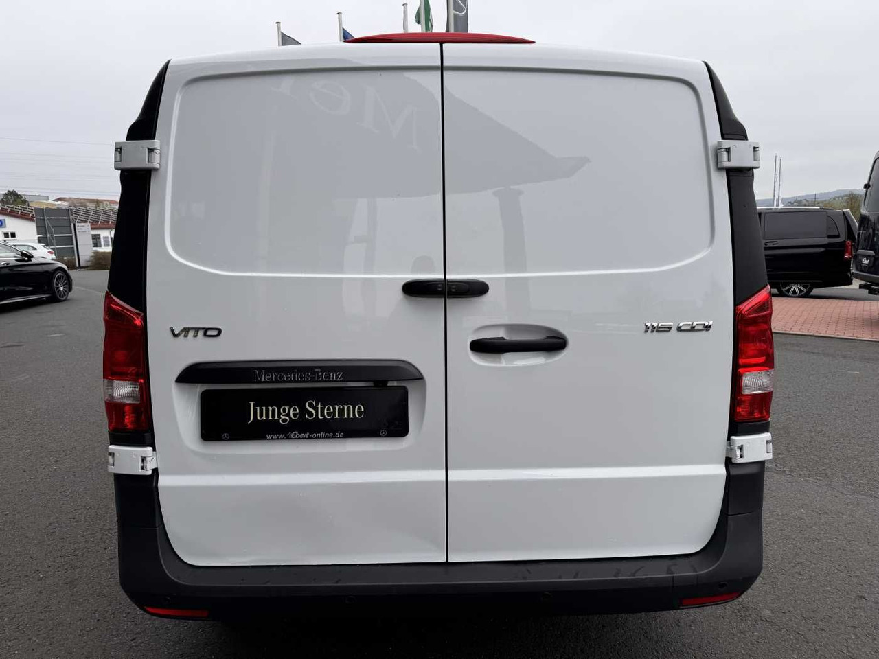 Mercedes-Benz Vito 116 CDI Extralang Klima Kamera Audio40 SHZ - Mazs furgons: foto 5 Mercedes-Benz Vito 116 CDI Extralang Klima Kamera Audio40 SHZ - Mazs furgons: foto 5