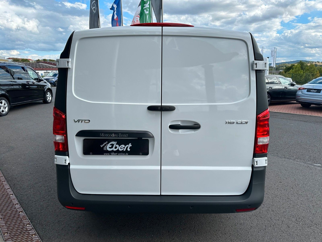 Mercedes-Benz Vito 116 CDI Klima Kamera Audio40 SHZ - Mazs furgons: foto 5 Mercedes-Benz Vito 116 CDI Klima Kamera Audio40 SHZ - Mazs furgons: foto 5