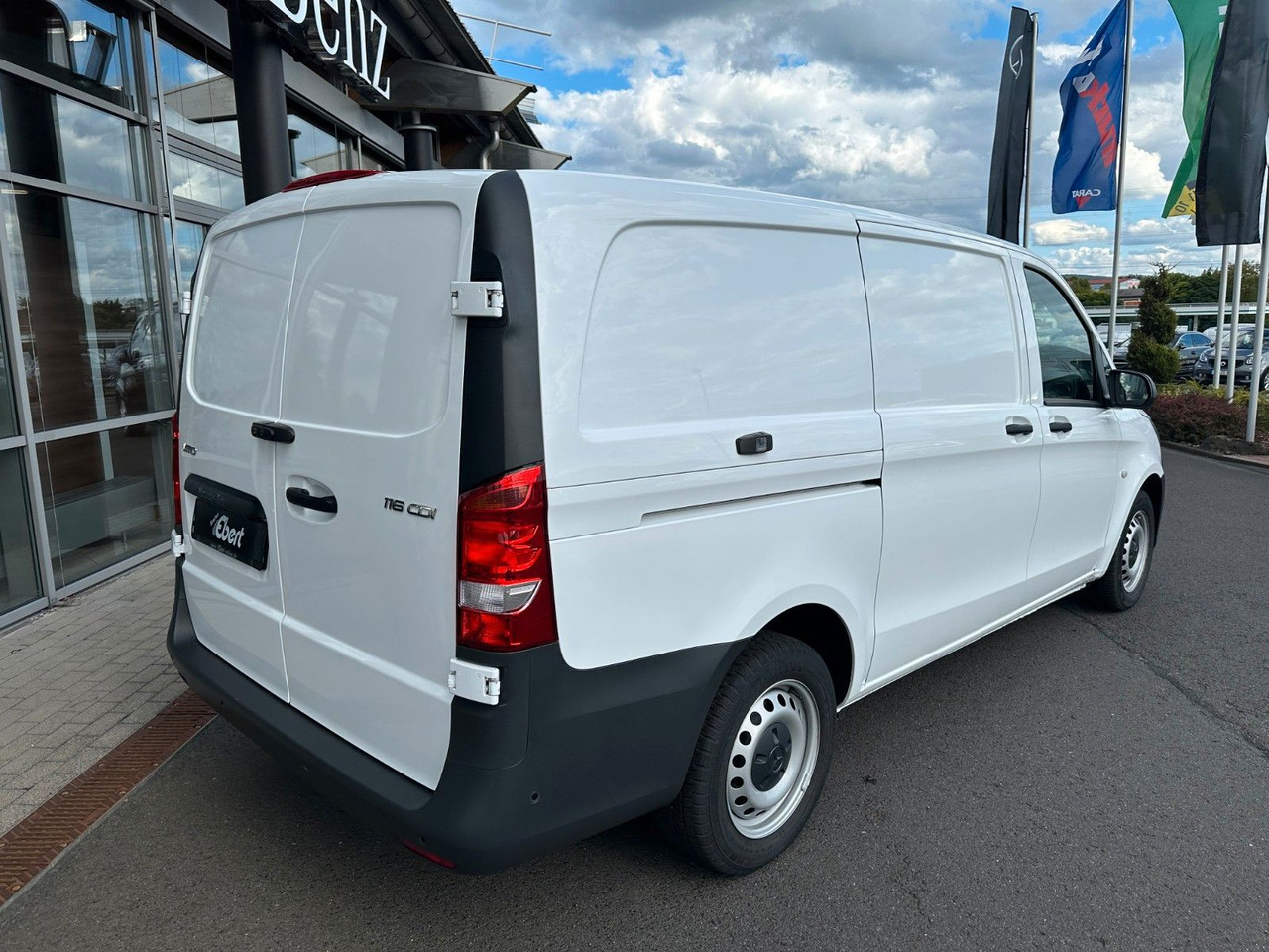 Mercedes-Benz Vito 116 CDI Klima Kamera Audio40 SHZ - Mazs furgons: foto 4 Mercedes-Benz Vito 116 CDI Klima Kamera Audio40 SHZ - Mazs furgons: foto 4