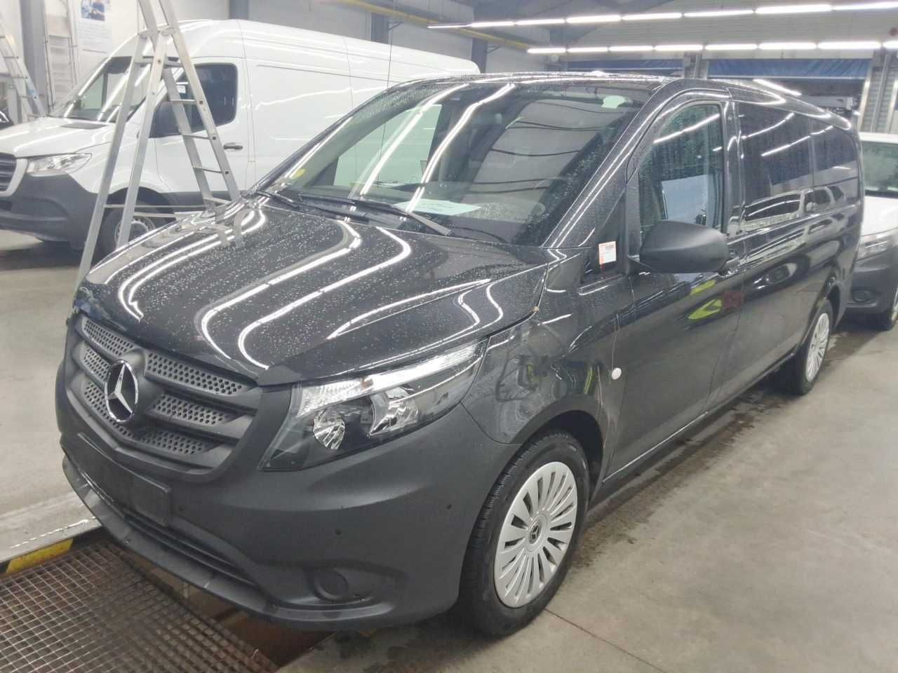Mercedes-Benz Vito 116 CDI Tourer 2xKlima AHK Kamera Audio40 - Vieglā automašīna: foto 1 Mercedes-Benz Vito 116 CDI Tourer 2xKlima AHK Kamera Audio40 - Vieglā automašīna: foto 1