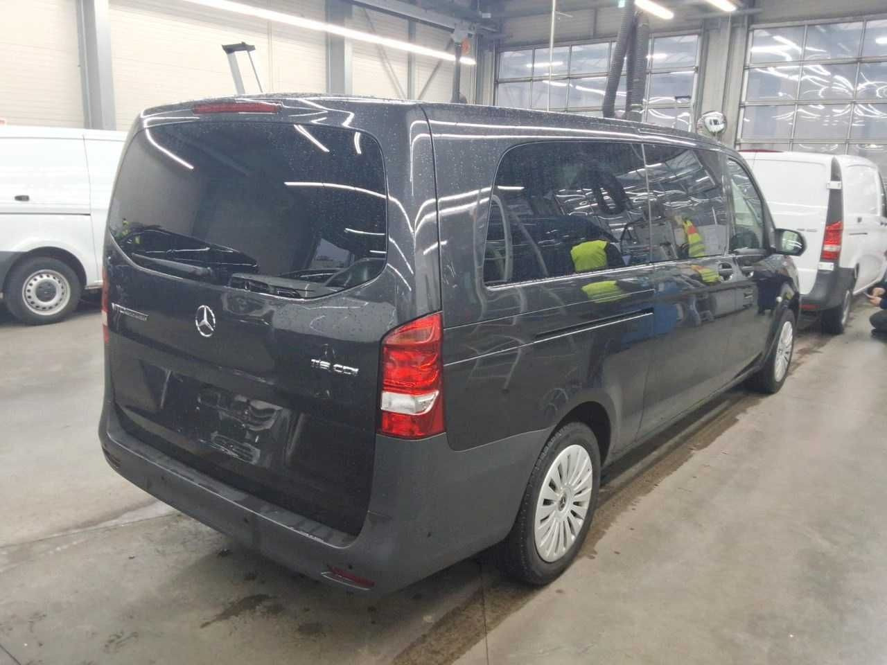 Mercedes-Benz Vito 116 CDI Tourer 2xKlima AHK Kamera Audio40 - Vieglā automašīna: foto 3 Mercedes-Benz Vito 116 CDI Tourer 2xKlima AHK Kamera Audio40 - Vieglā automašīna: foto 3