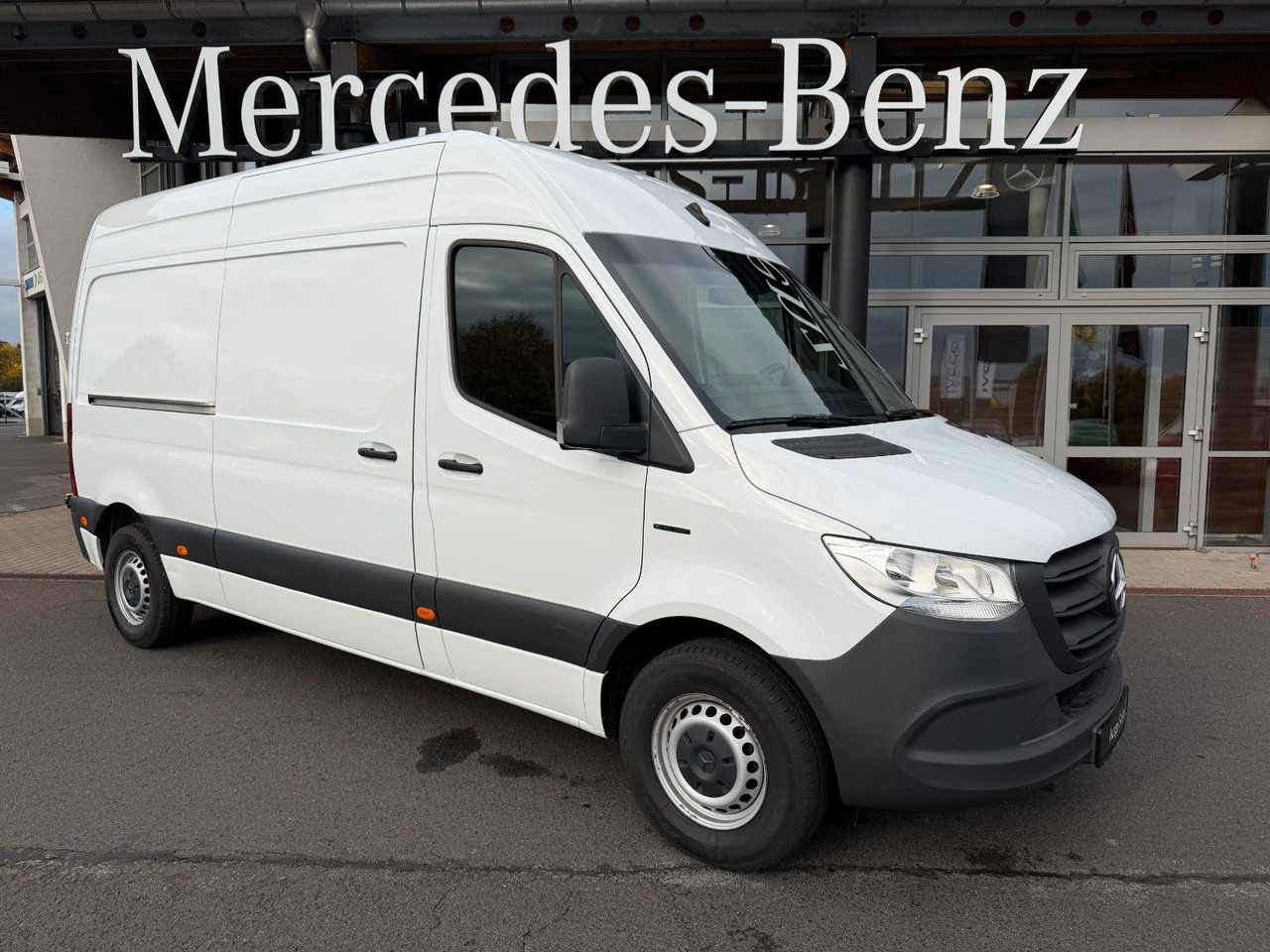 Mercedes-Benz eSprinter 312 Klima SHZ Kamera - Kravas mikroautobuss, Elektriskais furgons: foto 1 Mercedes-Benz eSprinter 312 Klima SHZ Kamera - Kravas mikroautobuss, Elektriskais furgons: foto 1