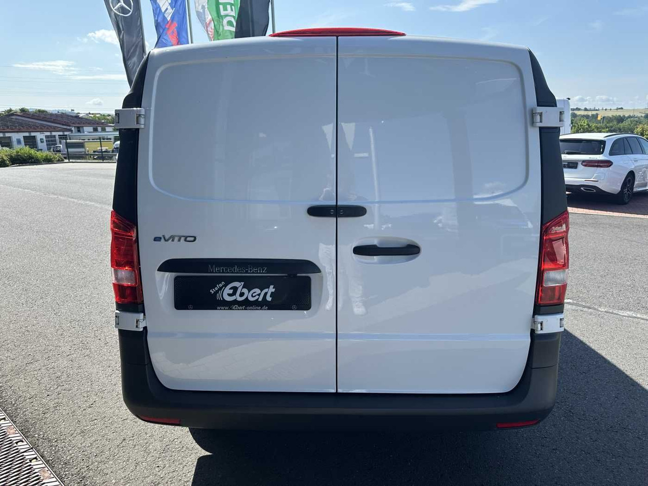 Mercedes-Benz eVito 112 Klima Kamera Navi SHZ Tempomat - Mazs furgons, Elektriskais furgons: foto 5 Mercedes-Benz eVito 112 Klima Kamera Navi SHZ Tempomat - Mazs furgons, Elektriskais furgons: foto 5