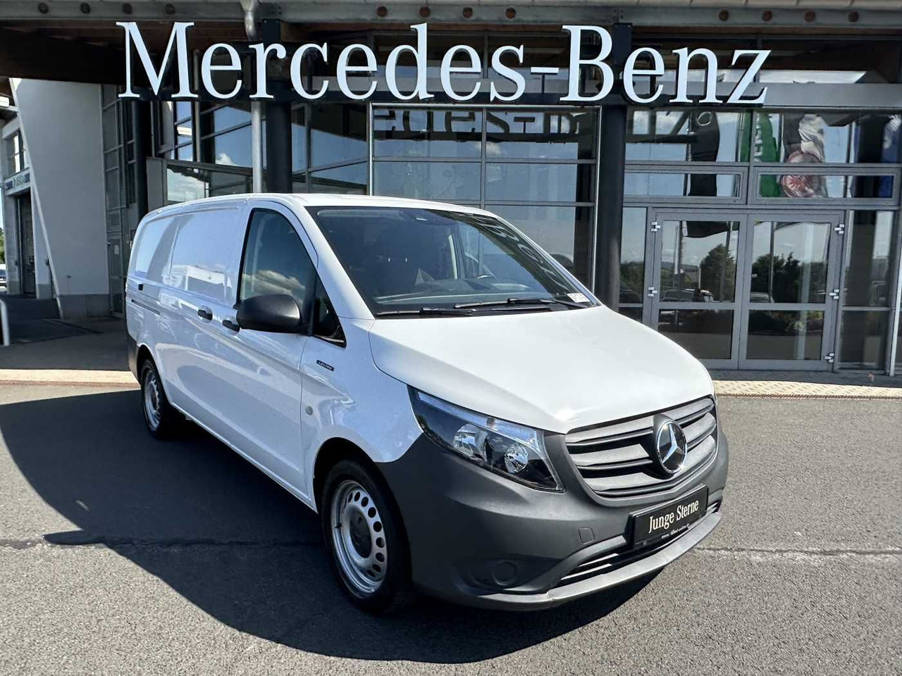 Mercedes-Benz eVito 112 Klima Kamera Navi SHZ Tempomat - Mazs furgons, Elektriskais furgons: foto 1 Mercedes-Benz eVito 112 Klima Kamera Navi SHZ Tempomat - Mazs furgons, Elektriskais furgons: foto 1