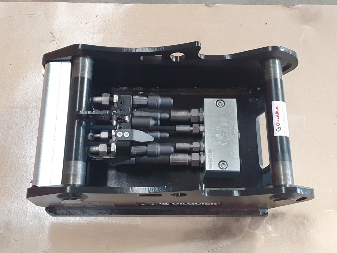 OilQuick OQ45-5 Adapterplatte für Westtech &mehr - Ātrā sakabe: foto 5 OilQuick OQ45-5 Adapterplatte für Westtech &mehr - Ātrā sakabe: foto 5