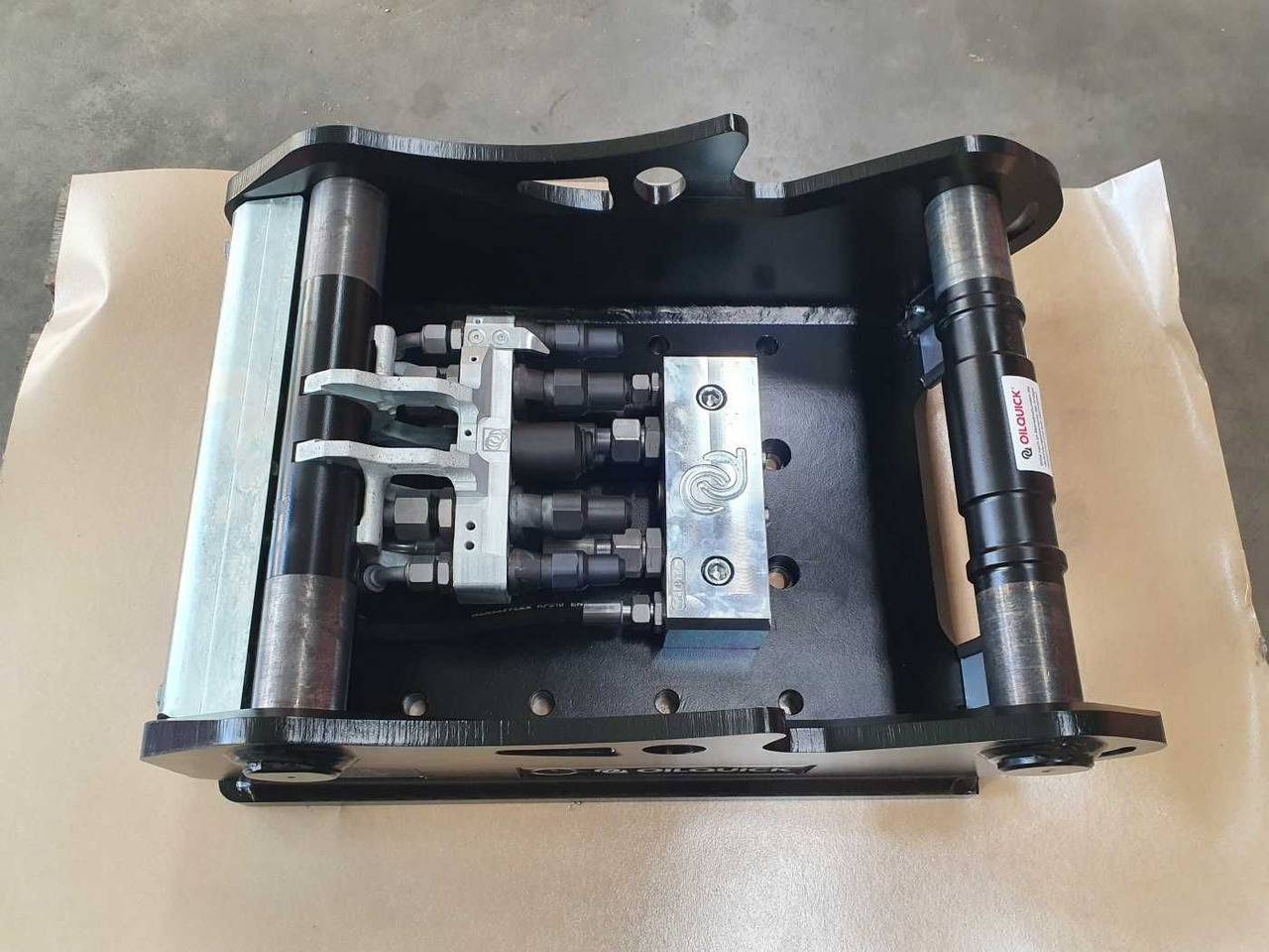 OilQuick OQ65 Adapterplatte für Westtech & mehr - Ātrā sakabe: foto 1 OilQuick OQ65 Adapterplatte für Westtech & mehr - Ātrā sakabe: foto 1