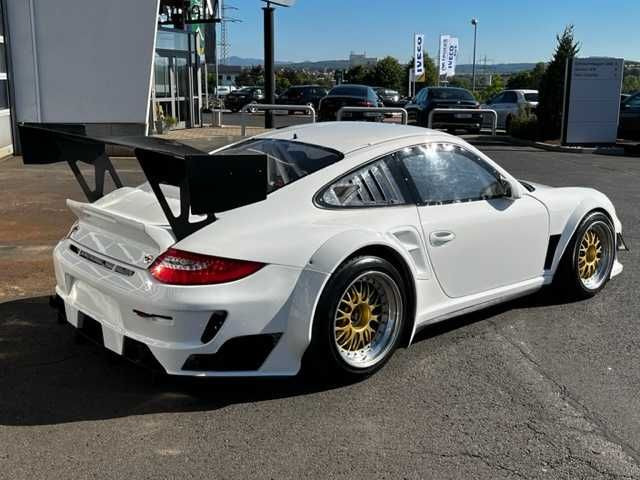 Porsche 997 GT2 RSR Rennwagen - Vieglā automašīna: foto 5 Porsche 997 GT2 RSR Rennwagen - Vieglā automašīna: foto 5