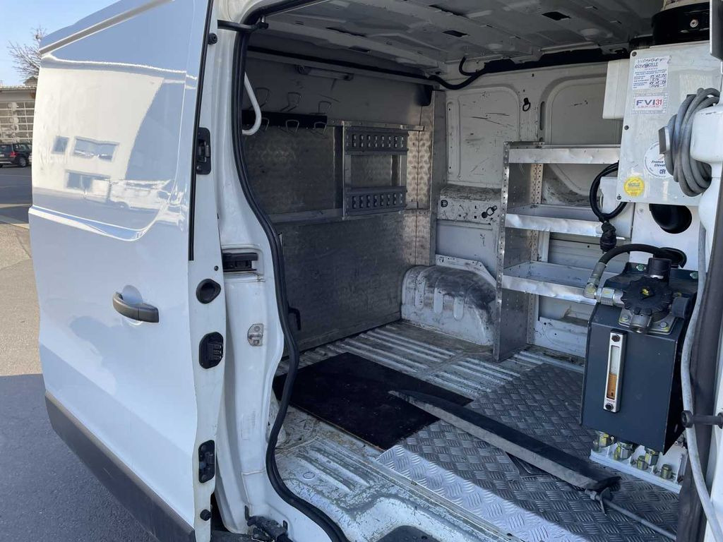 Autopacēlājs, Komercauto Renault Trafic dCi 120 L1H1 / France Elavateur 091F 9m: foto 8