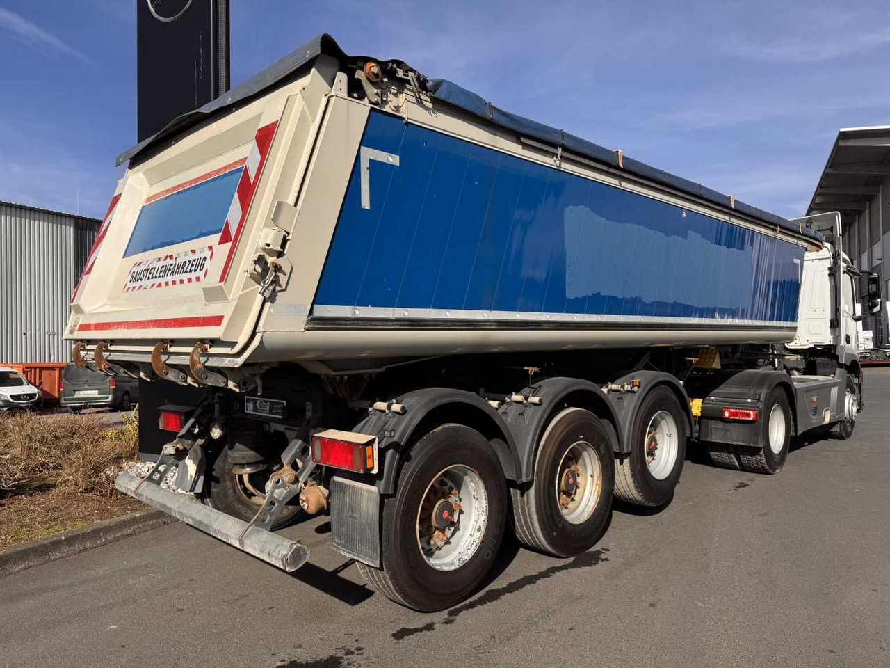 Schmitz Cargobull SGF*S3 SKI 24 SL 7.2 Mulde 23m³ Liftachse 5x Schmitz Cargobull SGF*S3 SKI 24 SL 7.2 Alu-Mulde 23m³ Liftachse - Puspiekabe pašizgāzējs: foto 1 Schmitz Cargobull SGF*S3 SKI 24 SL 7.2 Mulde 23m³ Liftachse 5x Schmitz Cargobull SGF*S3 SKI 24 SL 7.2 Alu-Mulde 23m³ Liftachse - Puspiekabe pašizgāzējs: foto 1