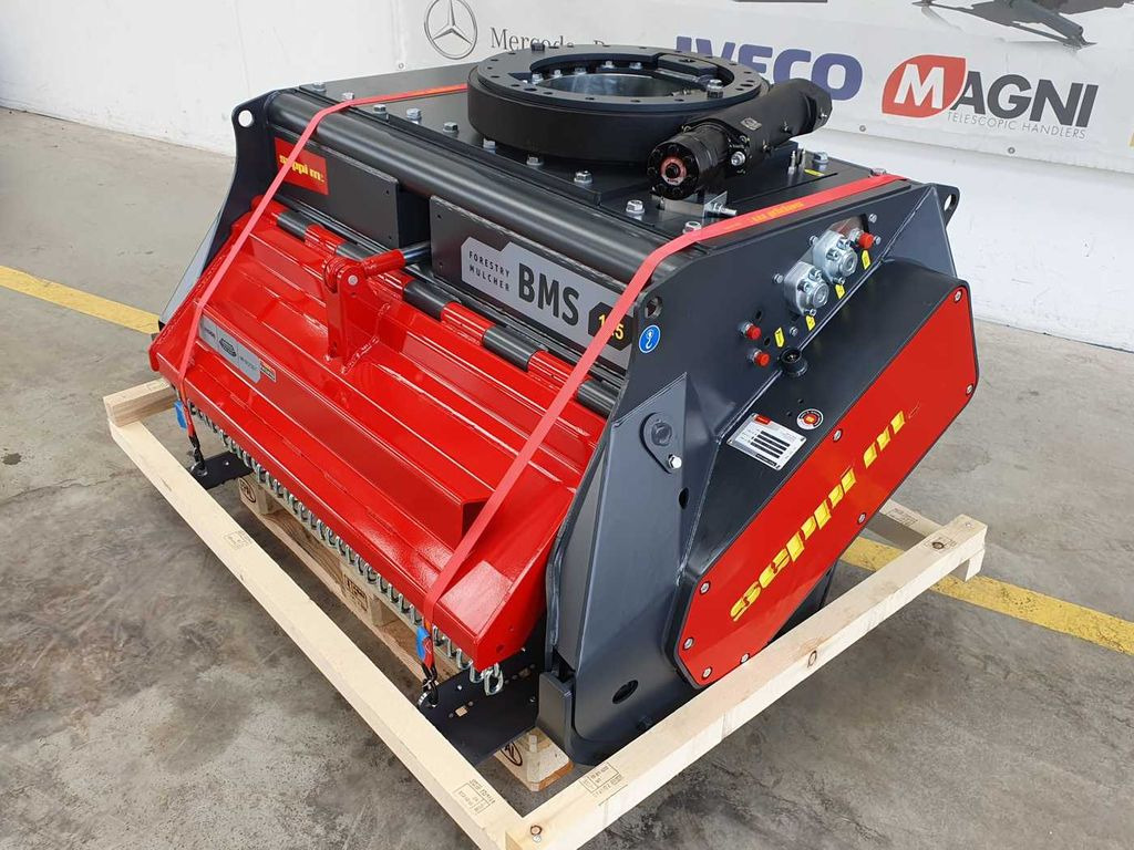 Seppi M. BMS 125 / 13-30t Forstmulcher Drehmotor - Meža mulčeris: foto 3 Seppi M. BMS 125 / 13-30t Forstmulcher Drehmotor - Meža mulčeris: foto 3