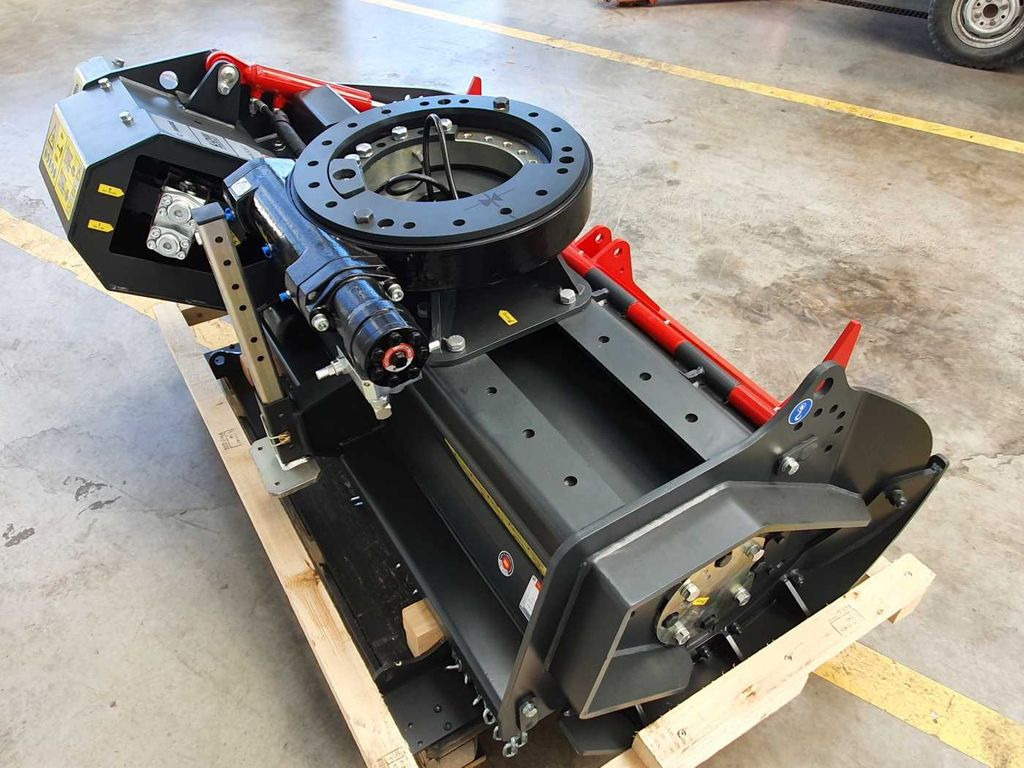Jaunā Meža mulčeris Seppi M. BMS-F 125 Forstmulcher 10-20t Drehmotor: foto 7
