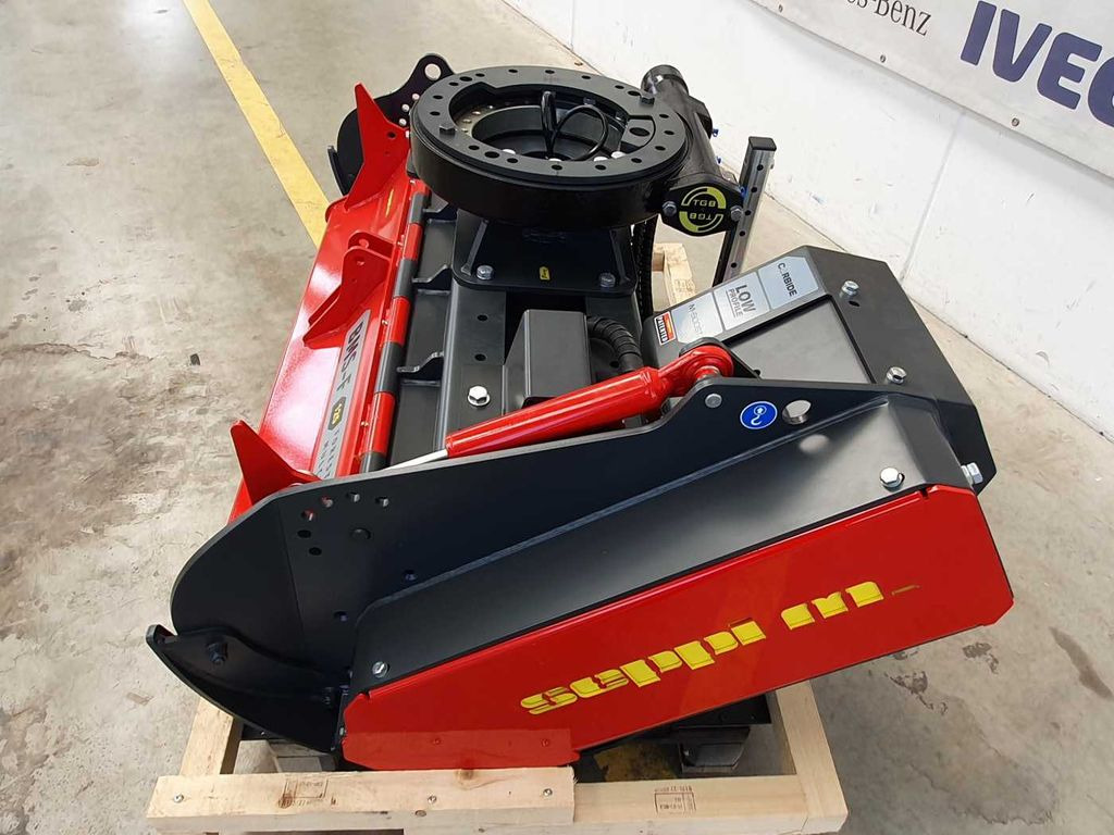 Seppi M. BMS-F 125 Forstmulcher 10-20t Drehmotor - Meža mulčeris: foto 4 Seppi M. BMS-F 125 Forstmulcher 10-20t Drehmotor - Meža mulčeris: foto 4