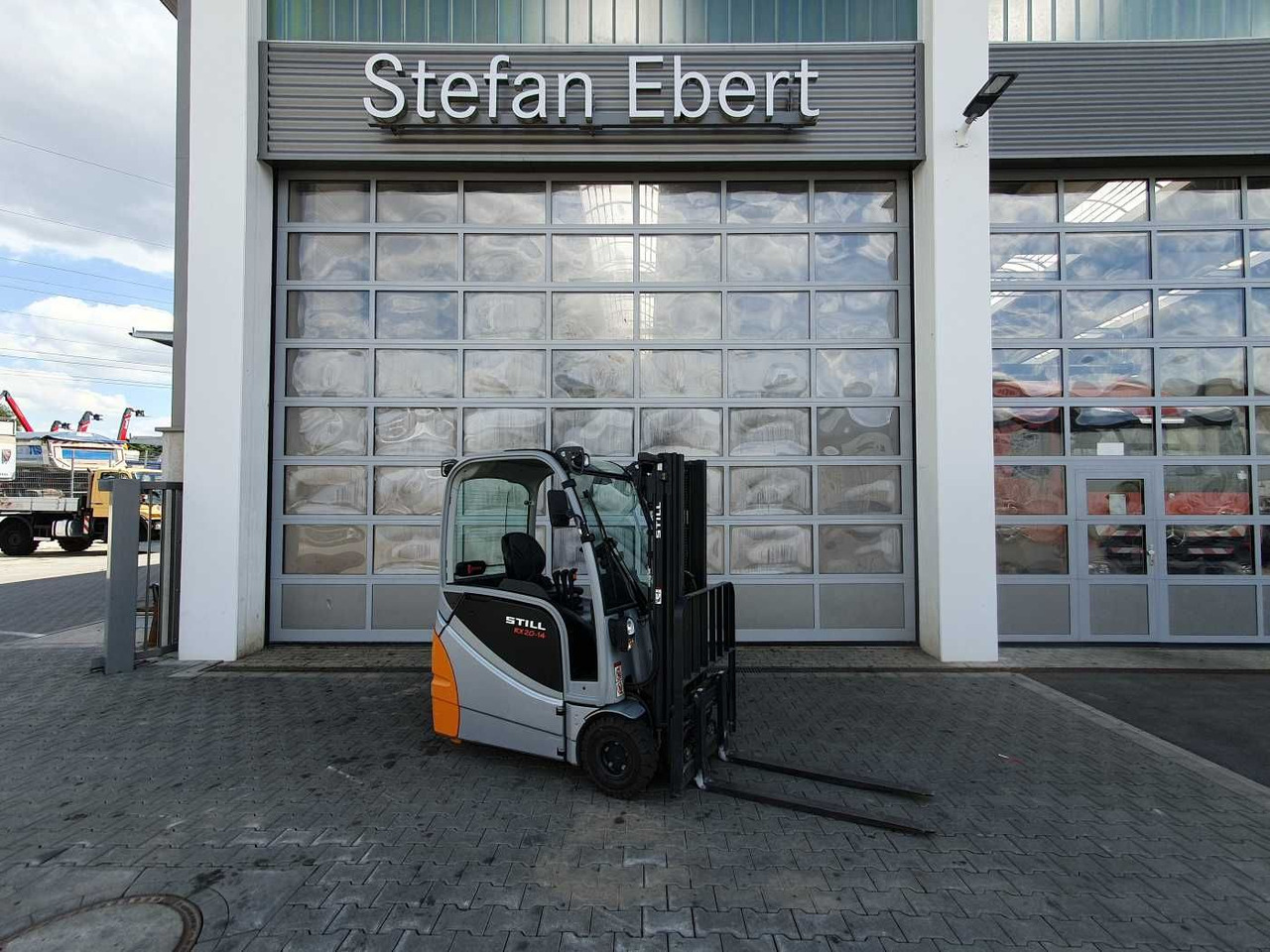 Still RX20-14 / 2025 / Triplex: 4.30m! / 751h! / SS - Elektroiekrāvējs: foto 1 Still RX20-14 / 2025 / Triplex: 4.30m! / 751h! / SS - Elektroiekrāvējs: foto 1