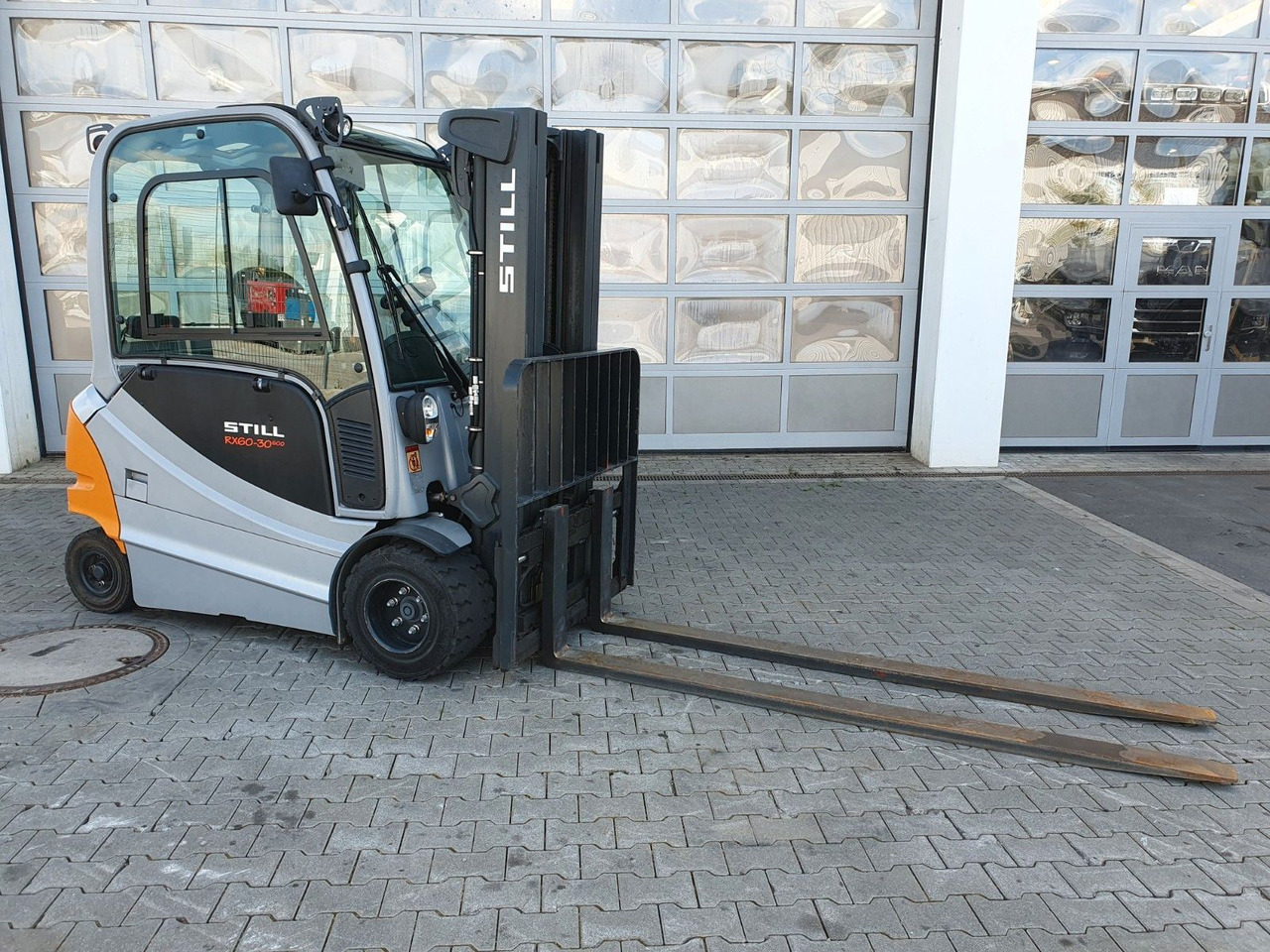 Still RX60-30L/600 - Triplex: 4,6m / nur 1.245h / SS - Elektroiekrāvējs: foto 2 Still RX60-30L/600 - Triplex: 4,6m / nur 1.245h / SS - Elektroiekrāvējs: foto 2