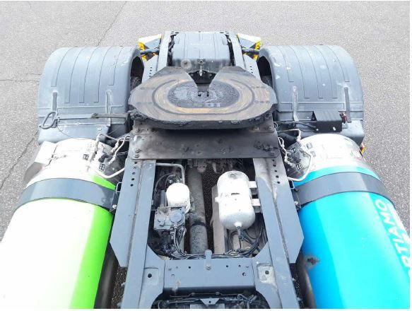 Iveco AS440S40T/P NG LNG Erdgas Intarder 3 Stück Iveco AS440S40T/P NG LNG Erdgas Intarder 3 Stück - Vilcējs: foto 4 Iveco AS440S40T/P NG LNG Erdgas Intarder 3 Stück Iveco AS440S40T/P NG LNG Erdgas Intarder 3 Stück - Vilcējs: foto 4