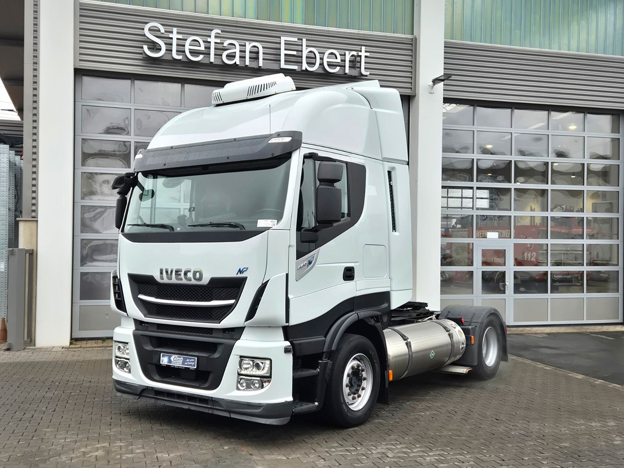 Iveco Stralis 460NP LNG Intarder 3 Stück - Vilcējs: foto 1 Iveco Stralis 460NP LNG Intarder 3 Stück - Vilcējs: foto 1