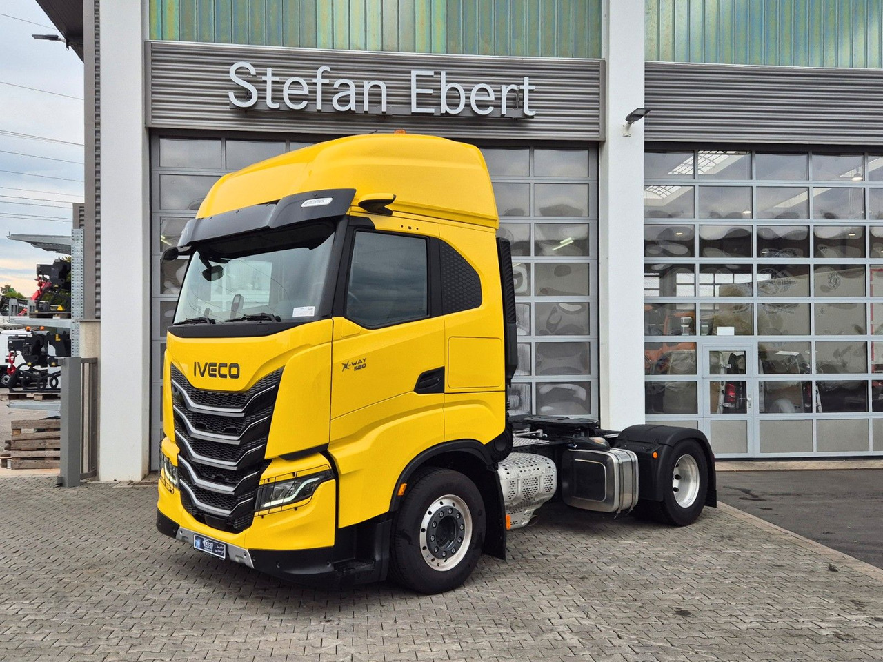Iveco X-Way AS440X58T/FP ON 4x2 Hydraulik Mirror-Cams - Vilcējs: foto 3 Iveco X-Way AS440X58T/FP ON 4x2 Hydraulik Mirror-Cams - Vilcējs: foto 3