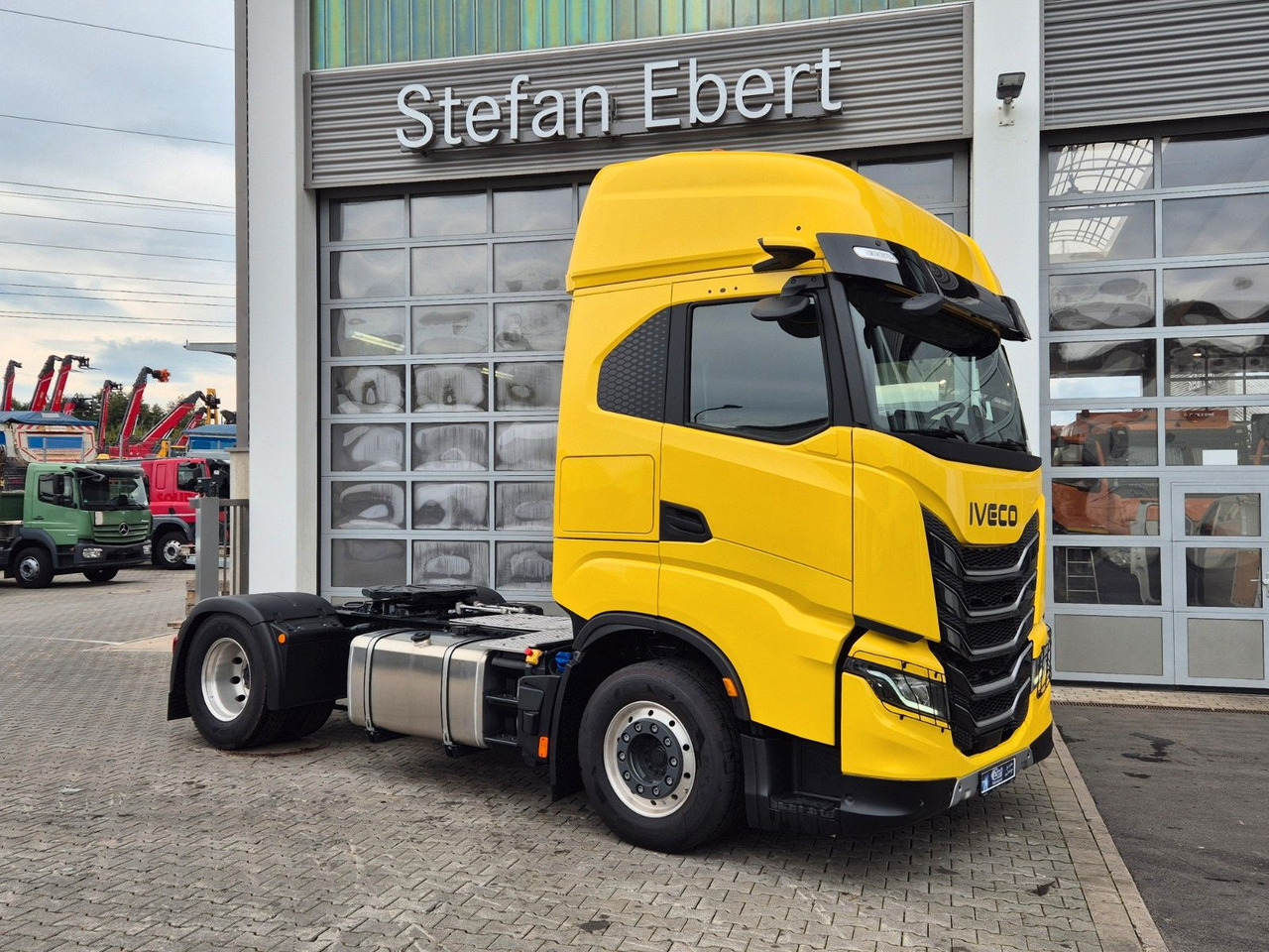 Iveco X-Way AS440X58T/FP ON 4x2 Hydraulik Mirror-Cams - Vilcējs: foto 4 Iveco X-Way AS440X58T/FP ON 4x2 Hydraulik Mirror-Cams - Vilcējs: foto 4