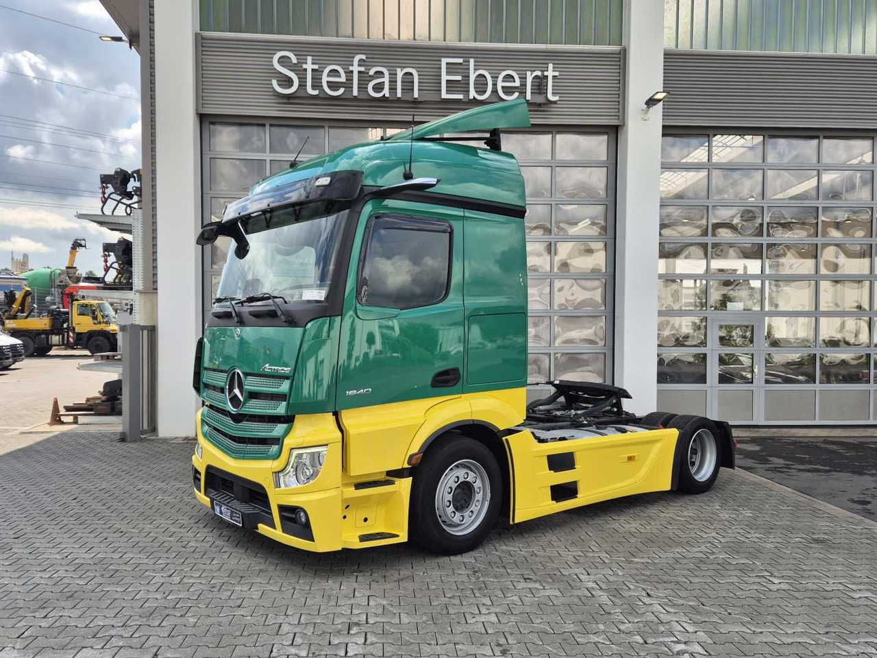 Mercedes-Benz Actros 1840 LSnRL Retarder Hubsattelplatte Xenon - Vilcējs: foto 3 Mercedes-Benz Actros 1840 LSnRL Retarder Hubsattelplatte Xenon - Vilcējs: foto 3