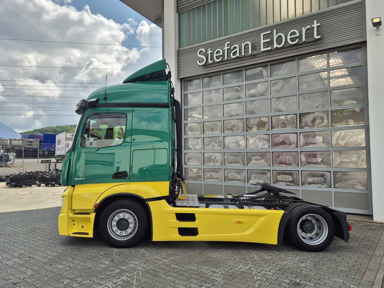 Mercedes-Benz Actros 1840 LSnRL Retarder Hubsattelplatte Xenon - Vilcējs: foto 5 Mercedes-Benz Actros 1840 LSnRL Retarder Hubsattelplatte Xenon - Vilcējs: foto 5