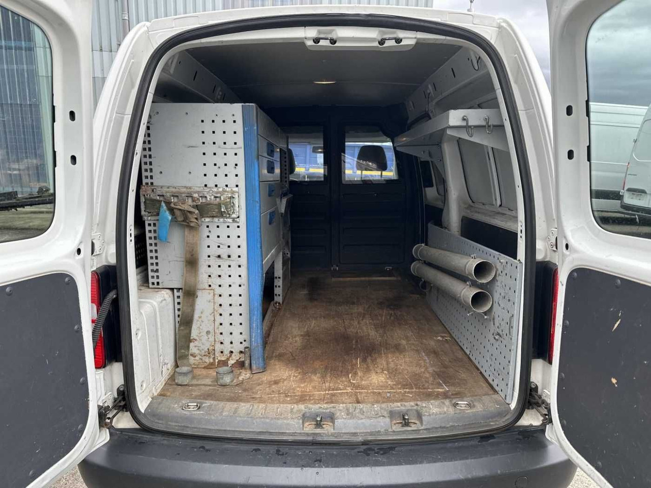 Kravas mikroautobuss Volkswagen VW Caddy 2.0 TDI 4Motion Maxi Kasten Regal: foto 9