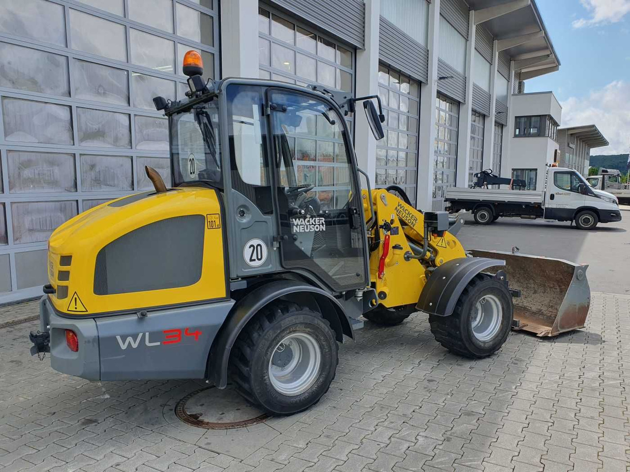 Wacker WL34 (RL40) / Schaufel + Gabel / nur 743h / 62PS - Riteņu iekrāvējs: foto 4 Wacker WL34 (RL40) / Schaufel + Gabel / nur 743h / 62PS - Riteņu iekrāvējs: foto 4