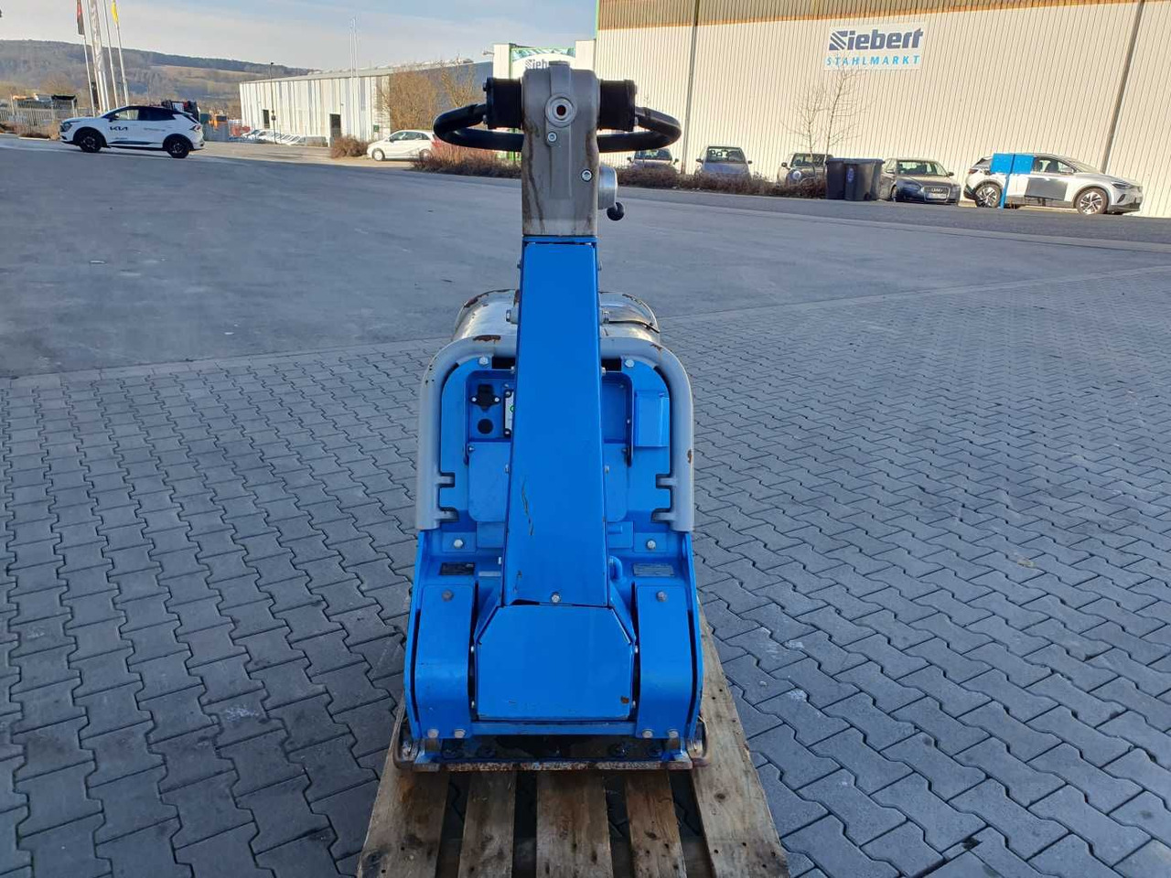 Weber CR 8 Hatz-Diesel 601kg Rüttelplatte 117 h - Vibrobliete: foto 4 Weber CR 8 Hatz-Diesel 601kg Rüttelplatte 117 h - Vibrobliete: foto 4