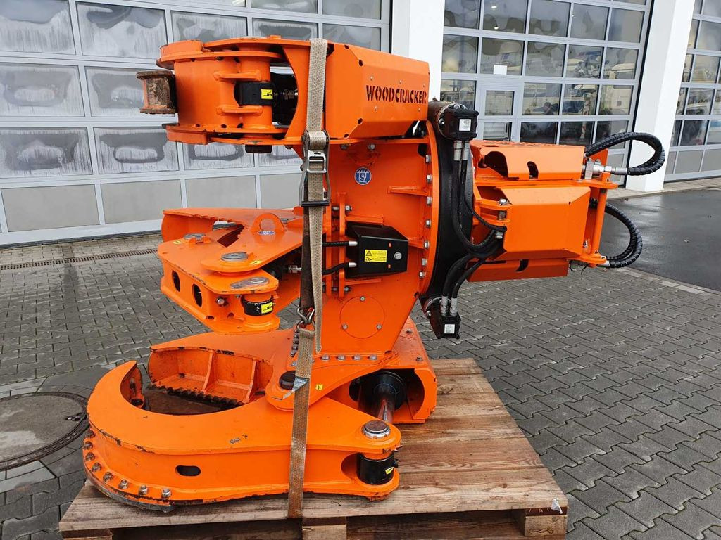 Westtech Woodcracker C450 Sammler Power Tiltator - Harvesteru galva: foto 3 Westtech Woodcracker C450 Sammler Power Tiltator - Harvesteru galva: foto 3