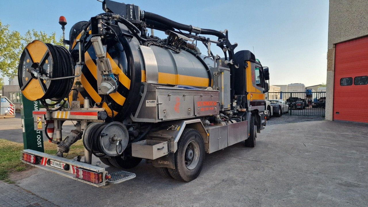 Mercedes-Benz Actros 18-40 - Asenizācijas mašīna: foto 4 Mercedes-Benz Actros 18-40 - Asenizācijas mašīna: foto 4